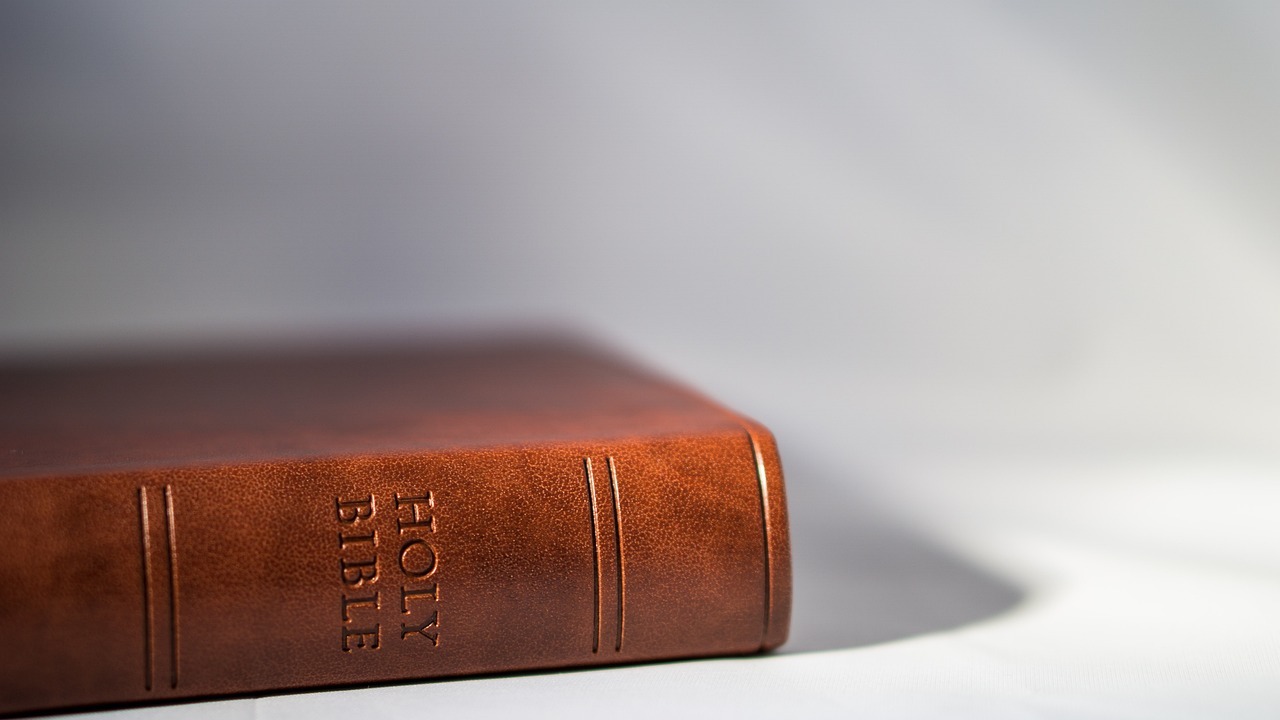 how to choose a church in grand island bible book